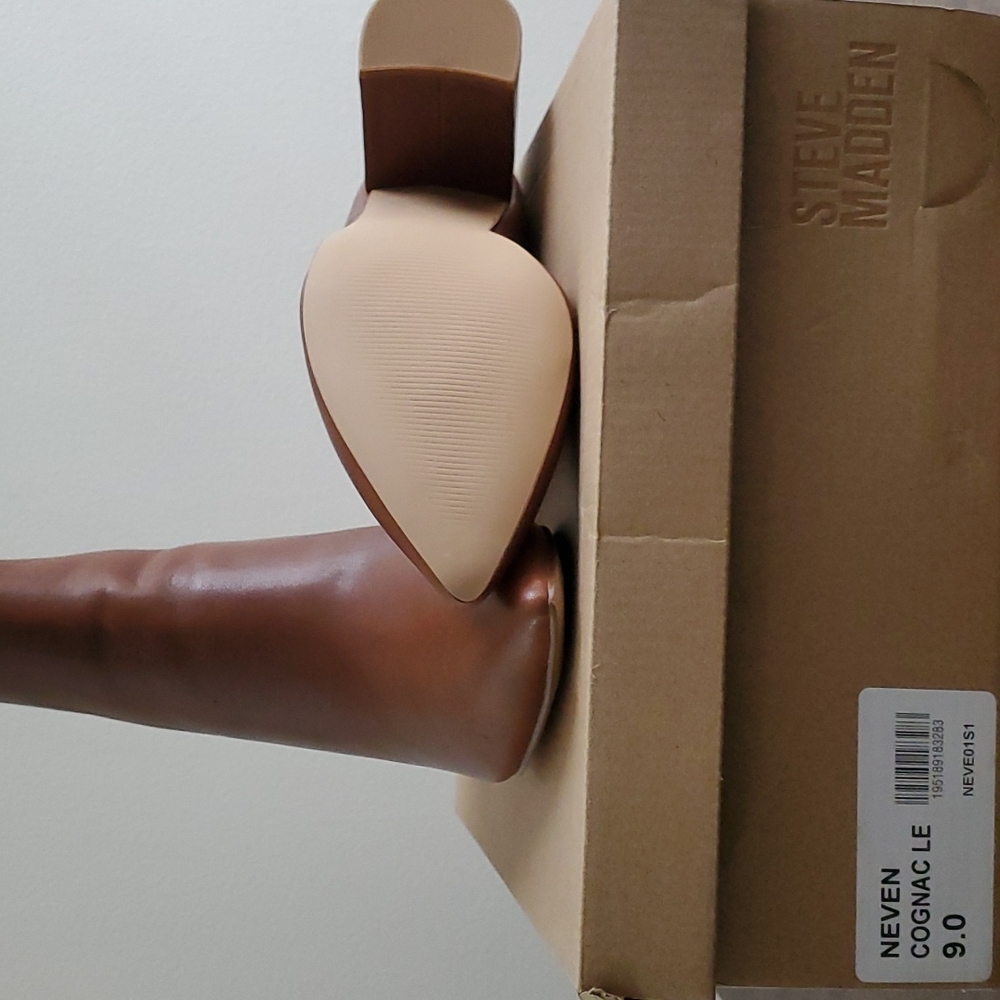 Steve Madden Cognac Ankle Boots 9M